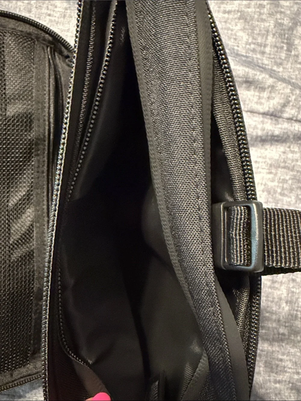 Navy Men’s Travel Backpack